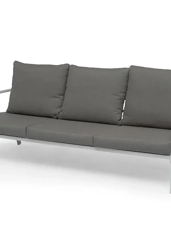 Vacker grå soffa i aluminium från Hillerstorp.