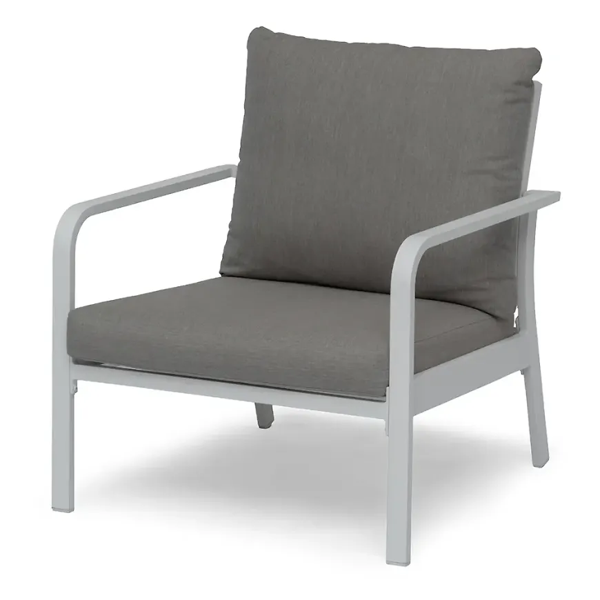 Mysig grå fåtölj i aluminium från Hillerstorp.