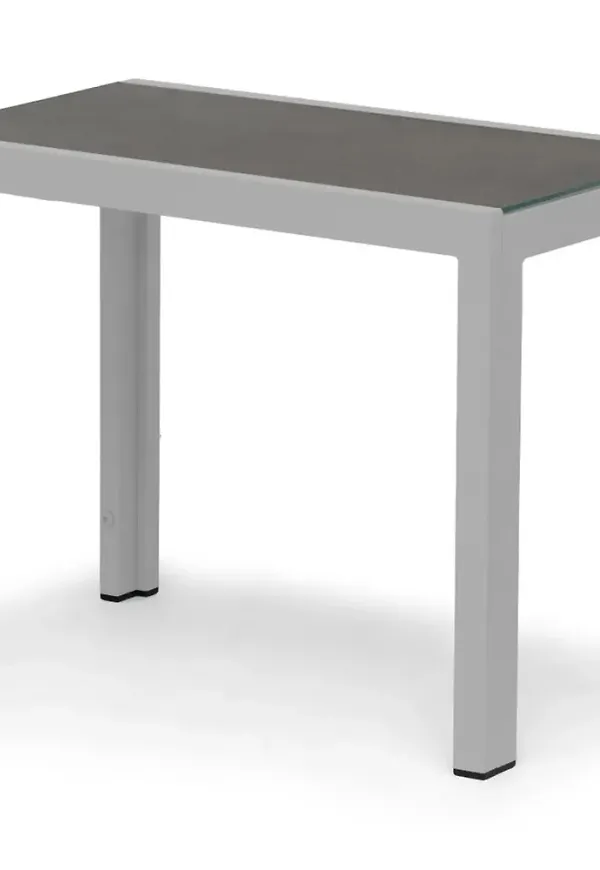 Jättesnygg aluminiumbord 2025 från Hillerstorp.