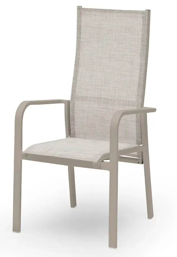 Smickrande vit stol 2026 från Hillerstorp.