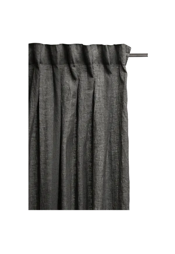 Otroligt fin gardin i mörkgrått från Himla.
