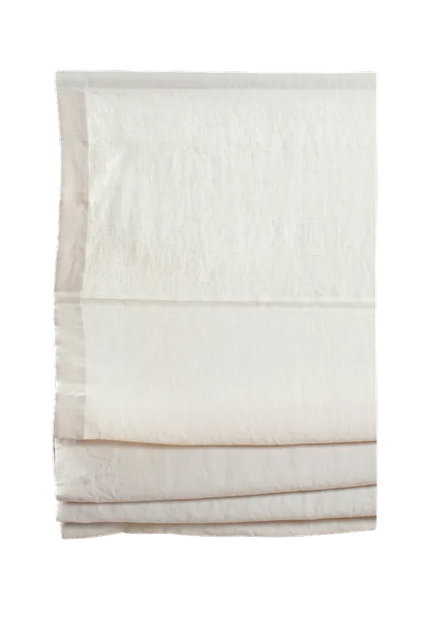 Riktigt trendig hissgardin i ljusbeiget från Himla.