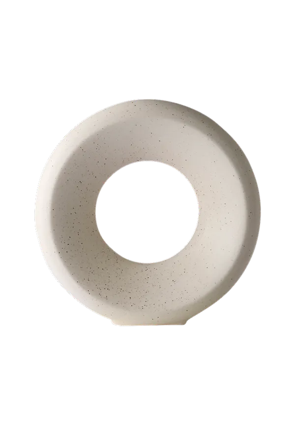 Moderiktig vit kruka 2025 från HKliving.