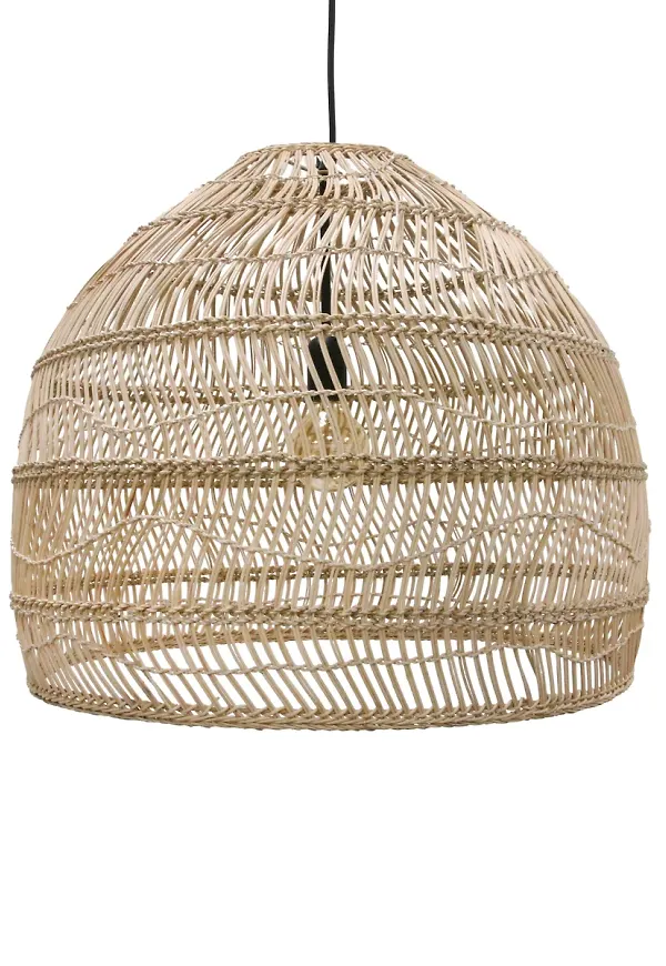 Vacker lampa i beiget från HKliving.