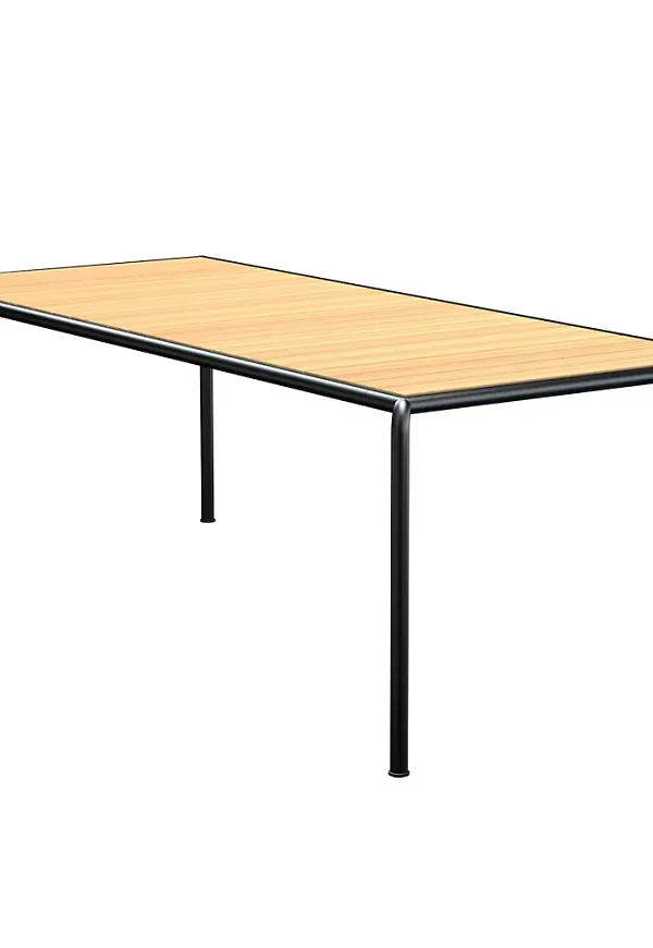 Komfortabel aluminiumbord 2025 från Houe.