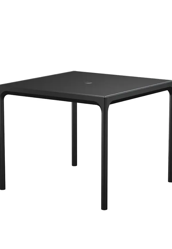 Vacker bord i aluminium från Houe.