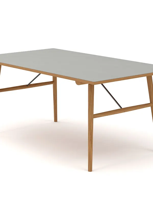 Stilren matbord 2025 från Houe.