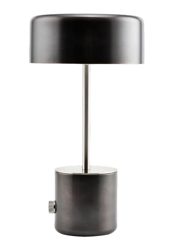 Klassisk bordslampa 2025 från House Doctor.