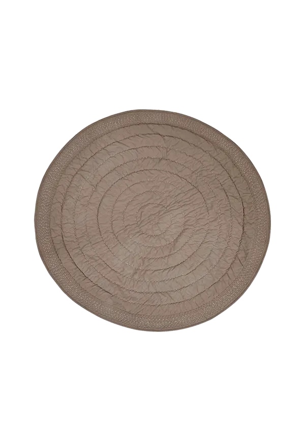 Härlig grå matta 2025 från House Doctor.