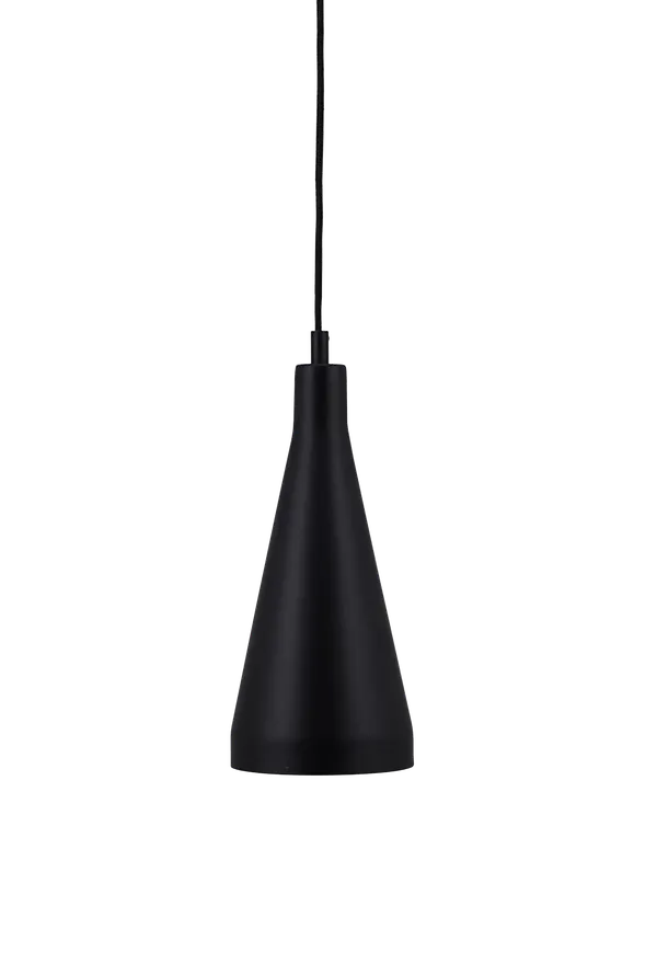 Supersnygg lampa i svart från House Doctor.