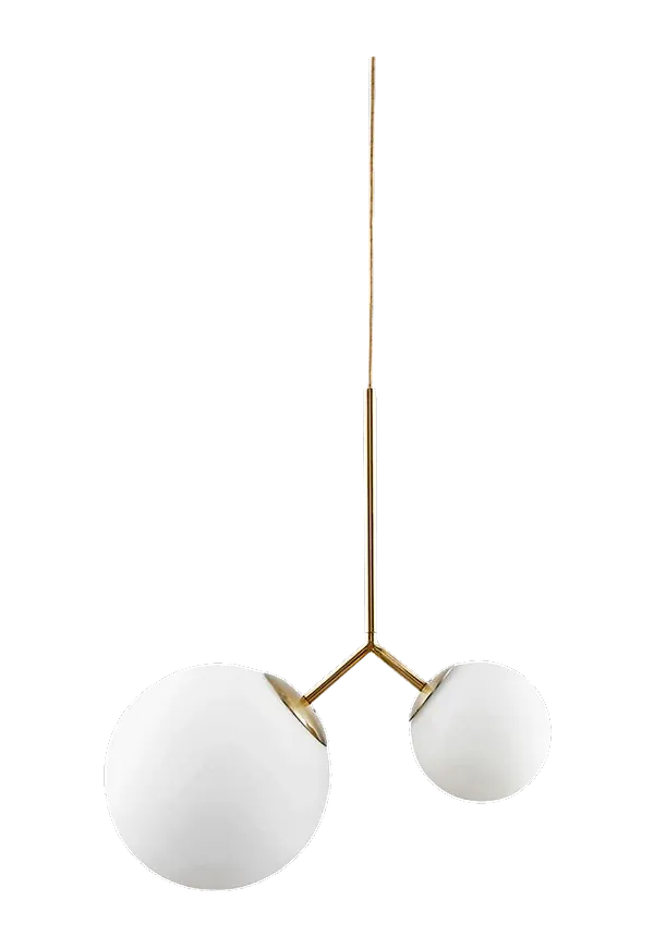 Härlig vit taklampa 2025 från House Doctor.