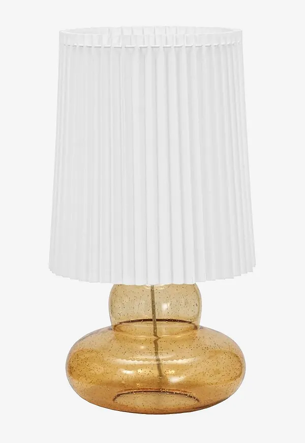 Riktigt fin Lampa som passar bra vid många olika tillfällen.