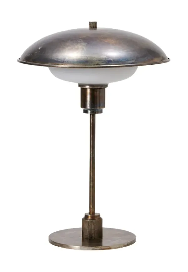 Härlig bordslampa i brunt från House Doctor.