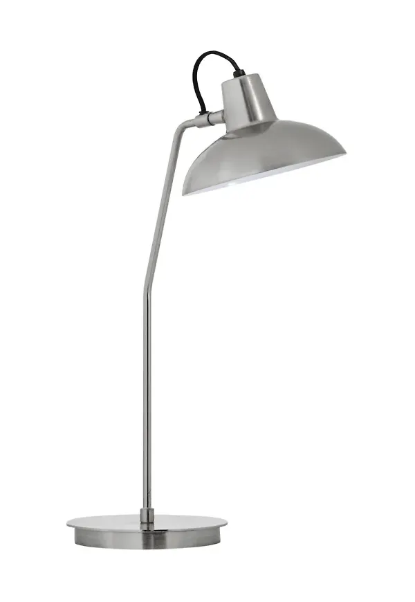 Trendig Lampa som passar bra vid många olika tillfällen.