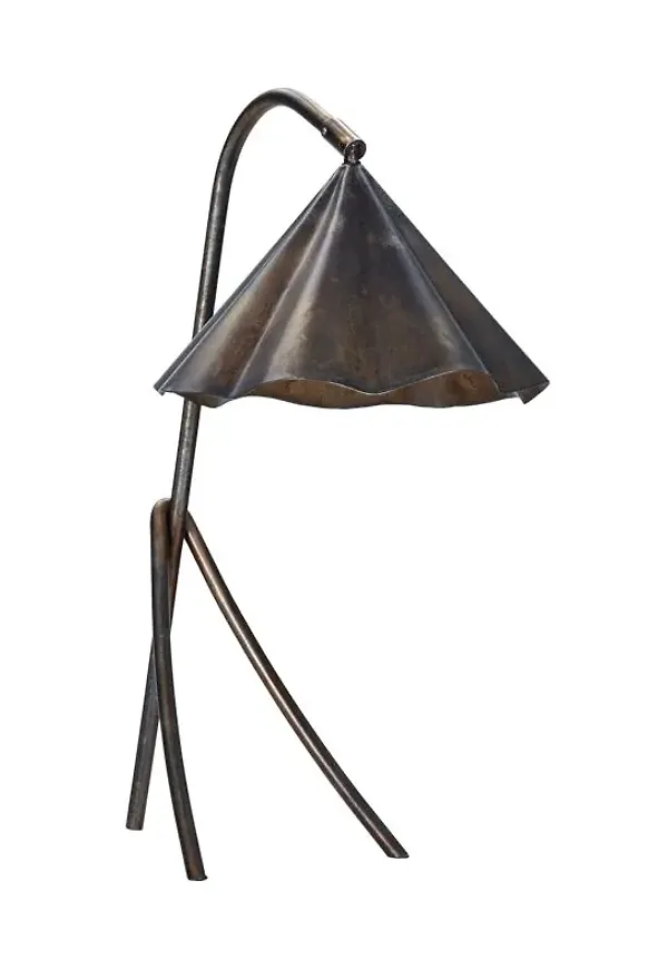 Cool Lampa som passar bra vid många olika tillfällen.