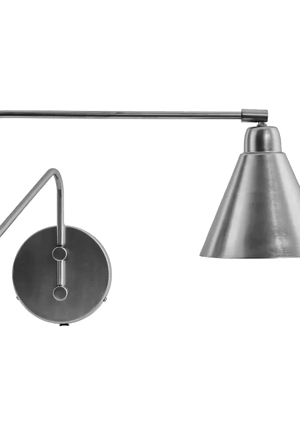 Smickrande Lampa som passar bra vid många olika tillfällen.