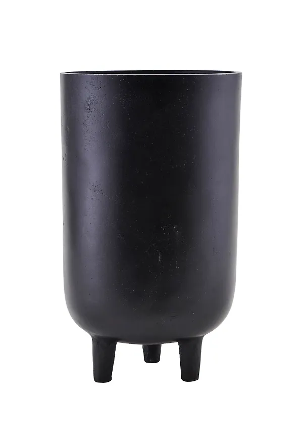 Otroligt snygg kruka i svart från House Doctor.