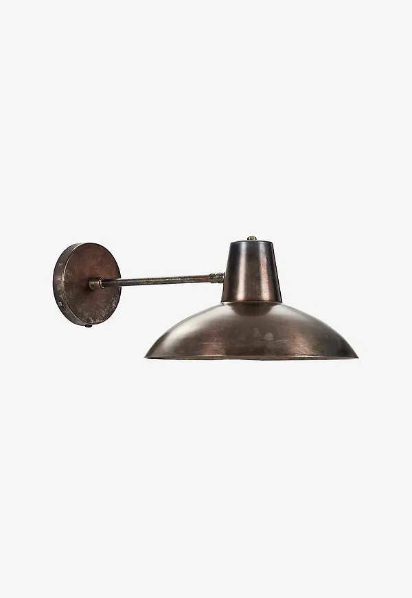 Cool brun lampa 2026 från House Doctor.