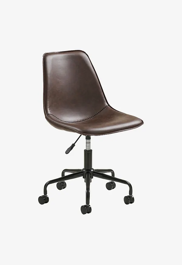 Trendig stol i läder från House Nordic.