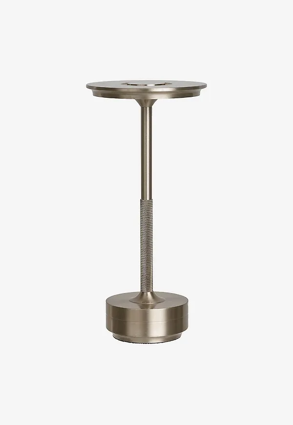 Otroligt fin lampa i silver från House Nordic.