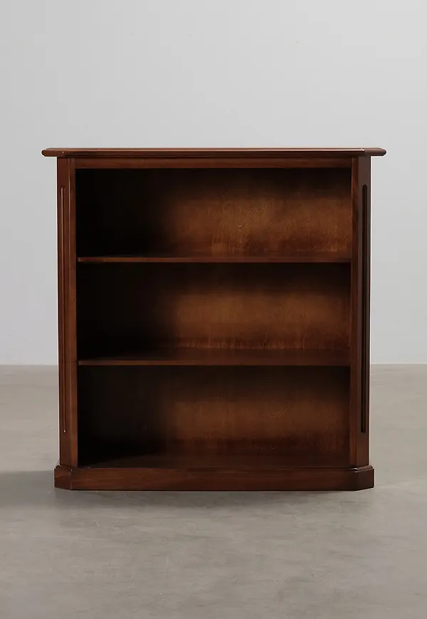 Stilren brun hylla 2025 från Euro Style.