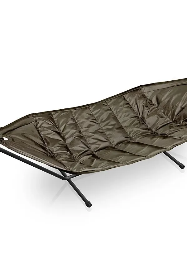 Brun Fatboy-utemöbel i söt modell.