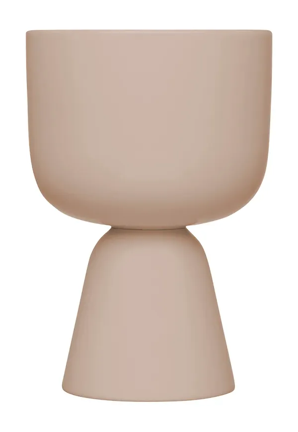 Jättefin beige kruka 2025 från Iittala.