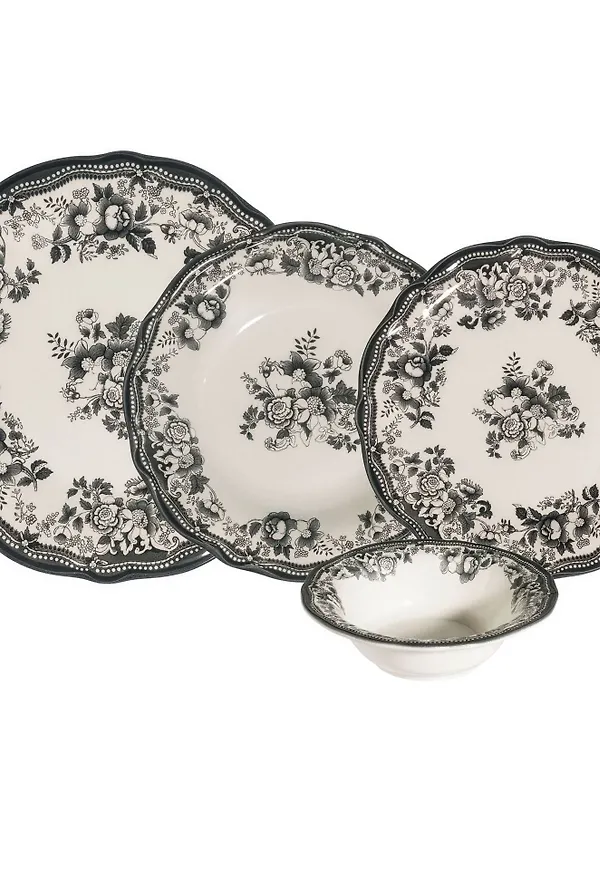 Elegant Tallrik som passar bra vid många olika tillfällen.