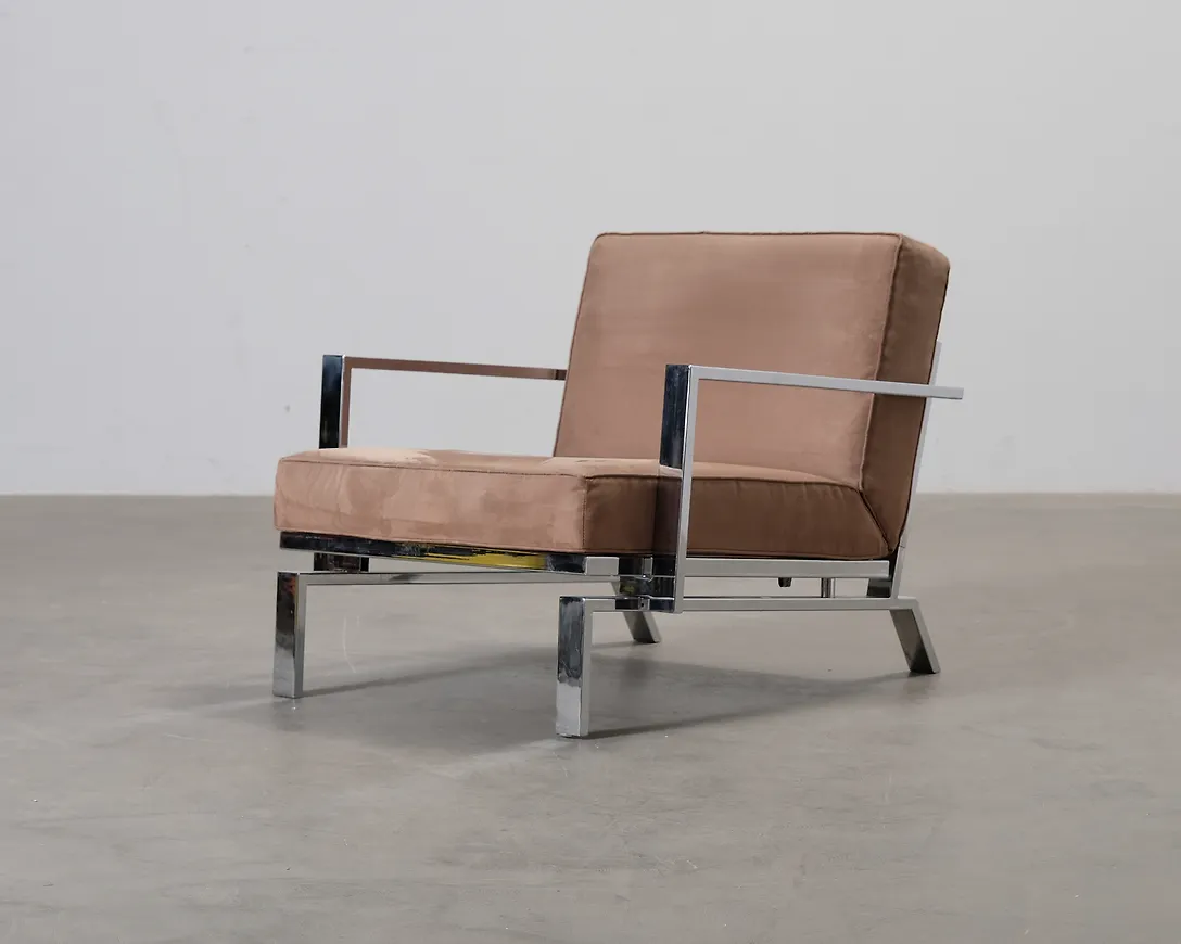 Ikonisk beige fåtölj 2026 från Innovation.