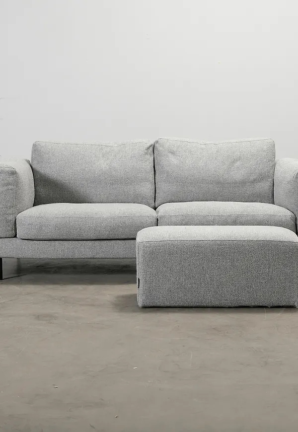 Härlig fotpall 2025 från Interface.