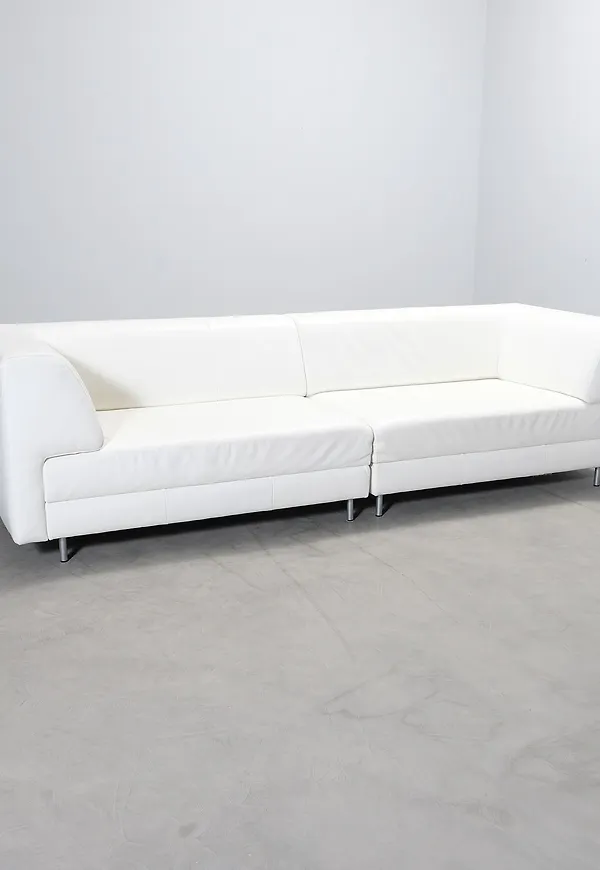 Mysig lädersoffa 2025 från Interface.