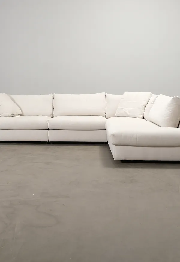 Hörnsoffa som passar perfekt till sommaren 2025!