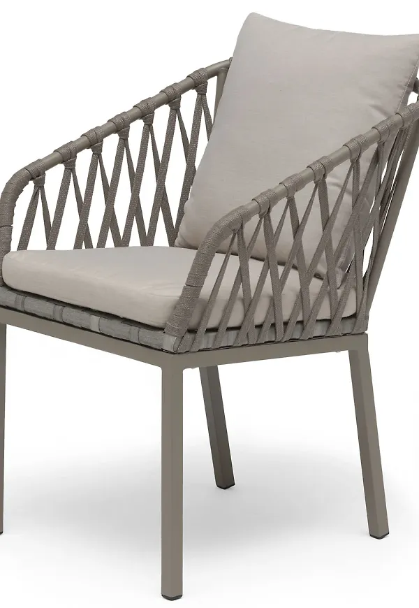 Komfortabel matstol 2026 från Hillerstorp.