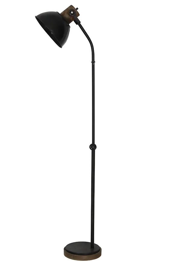 Riktigt snygg lampa 2024 från Light & Living.