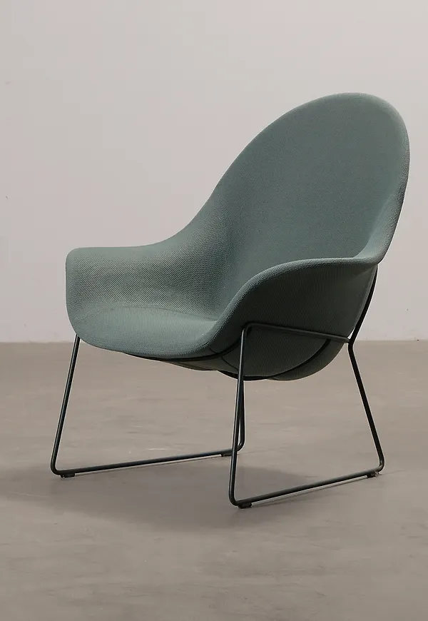 Grön Johanson Design-fåtölj i skön modell.