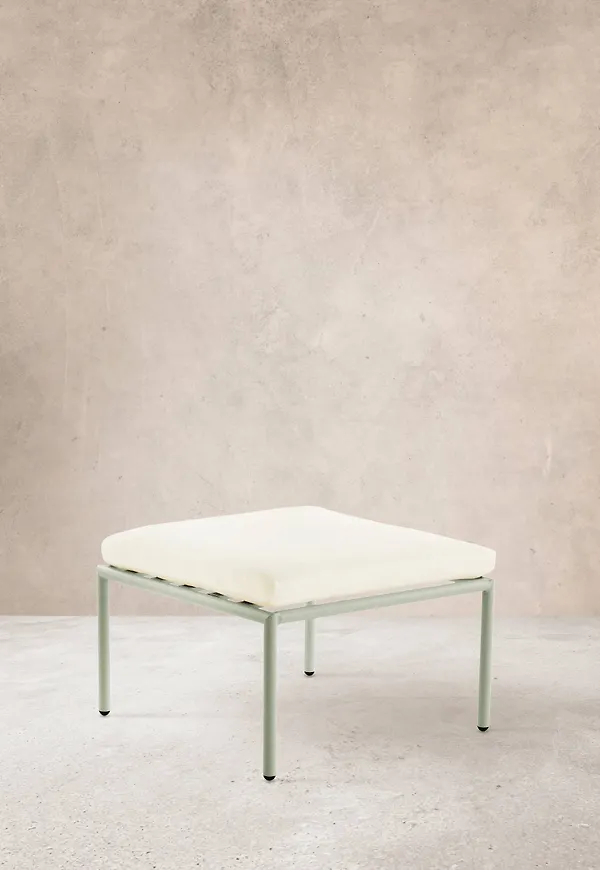 Skön loungebord 2025 från Jotex.