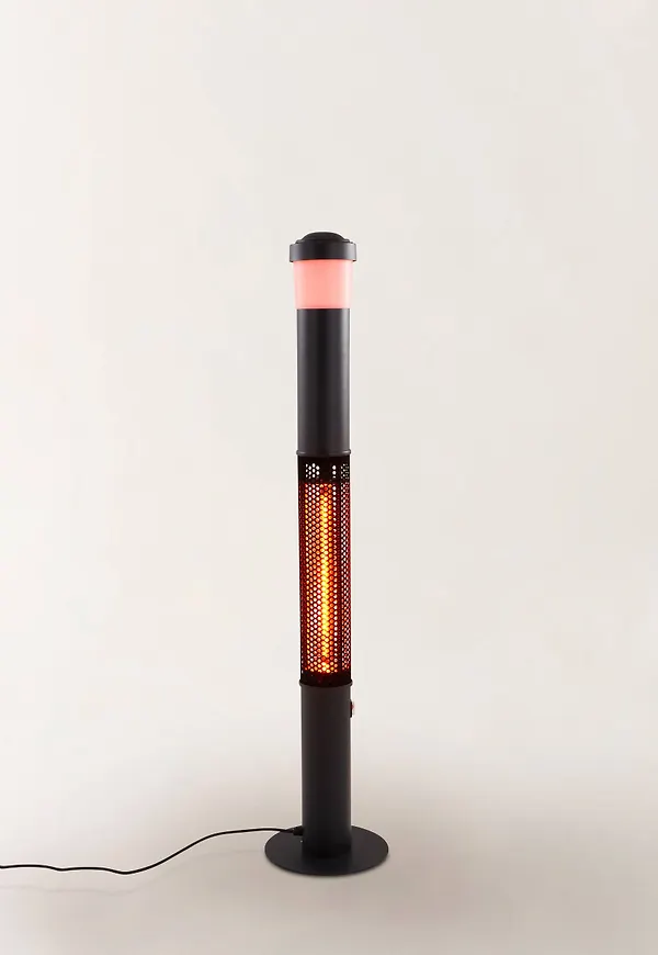 Komfortabel utemöbel i svart från Jotex.