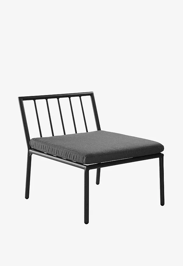 Svart Jotex-soffa i cool modell.