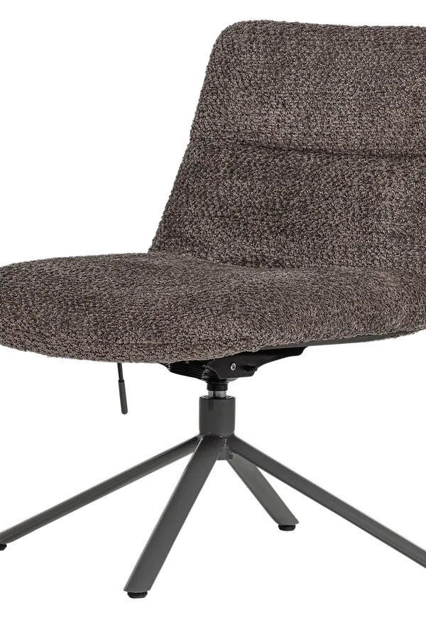 Brun WOOOD-fåtölj i fantastiskt fin modell.