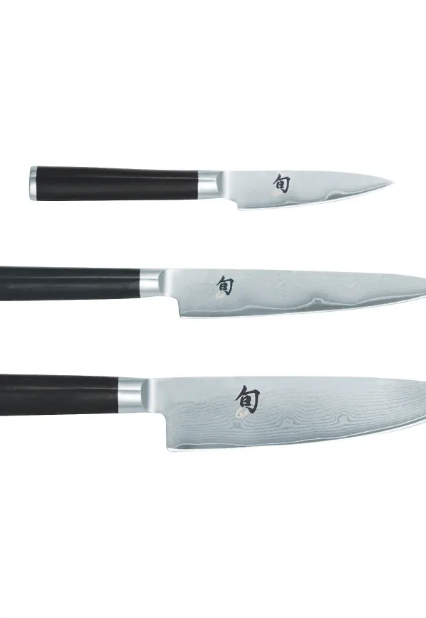 Fin knivset i svart från KAI.