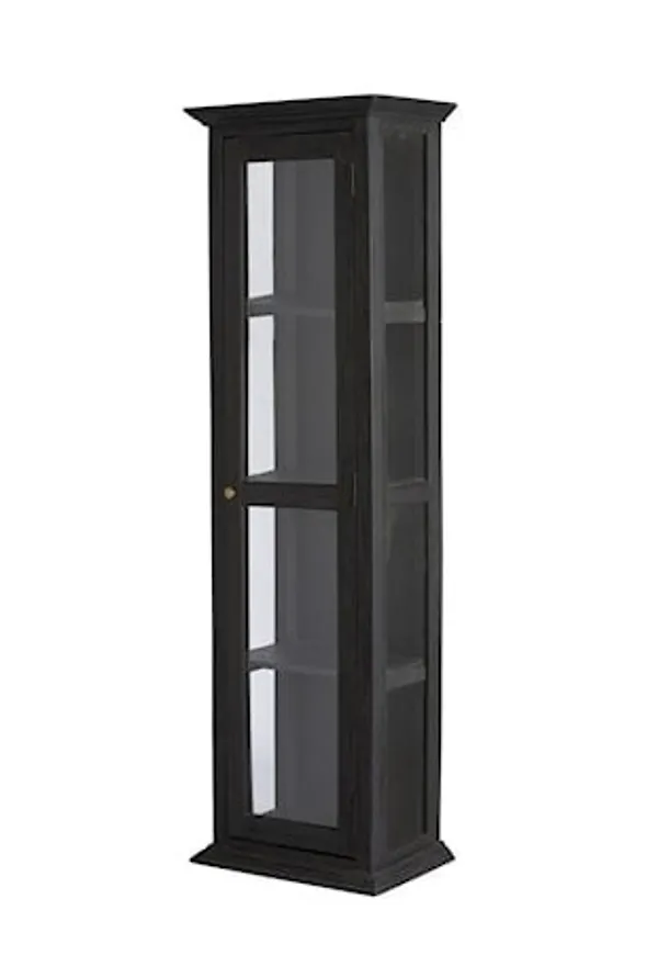 Jättefin vitrinskåp 2025 från Wikholm Form.