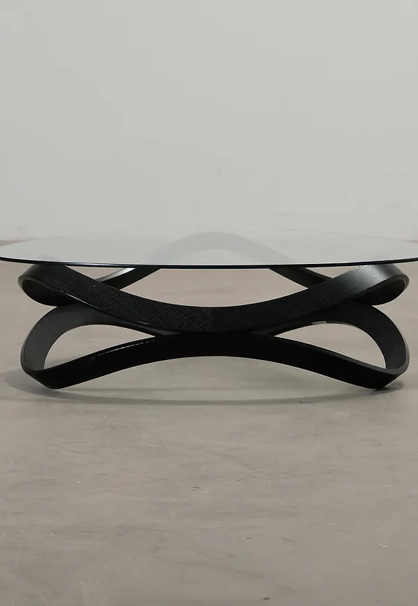 Modern soffbord 2025 från Karl Andersson & Söner.