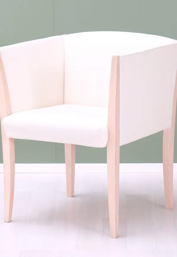 Karmstol som passar perfekt till våren 2025!