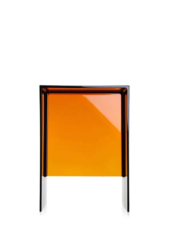 Modern brun bord 2026 från Kartell.