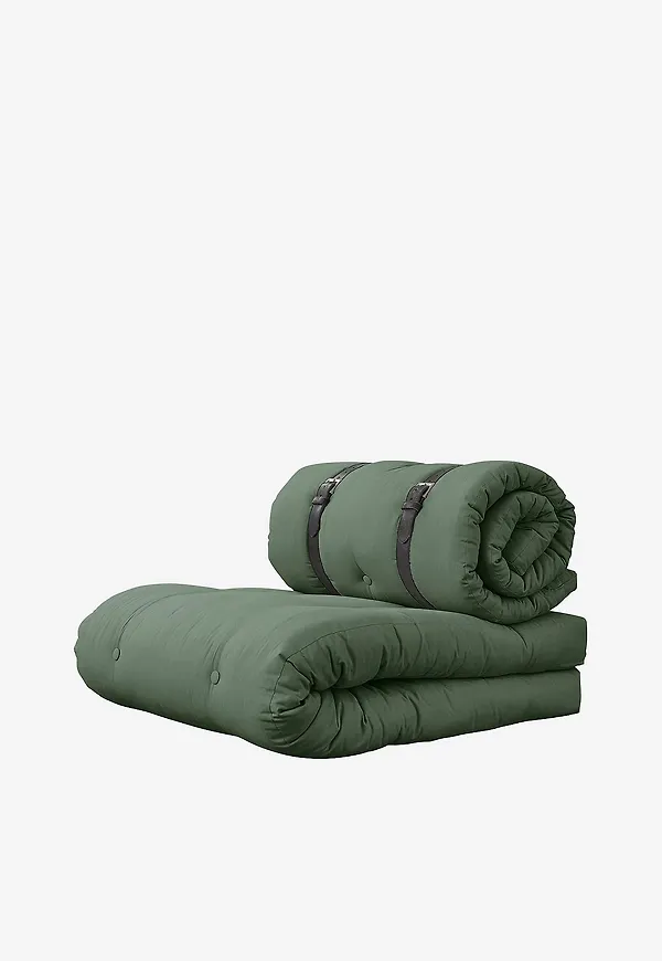 Riktigt fin grön soffa i bomull från Karup Design.