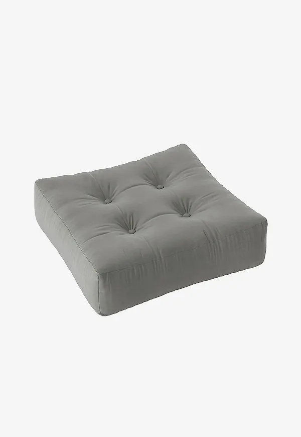 Grå Karup Design-fotpall i härlig modell.