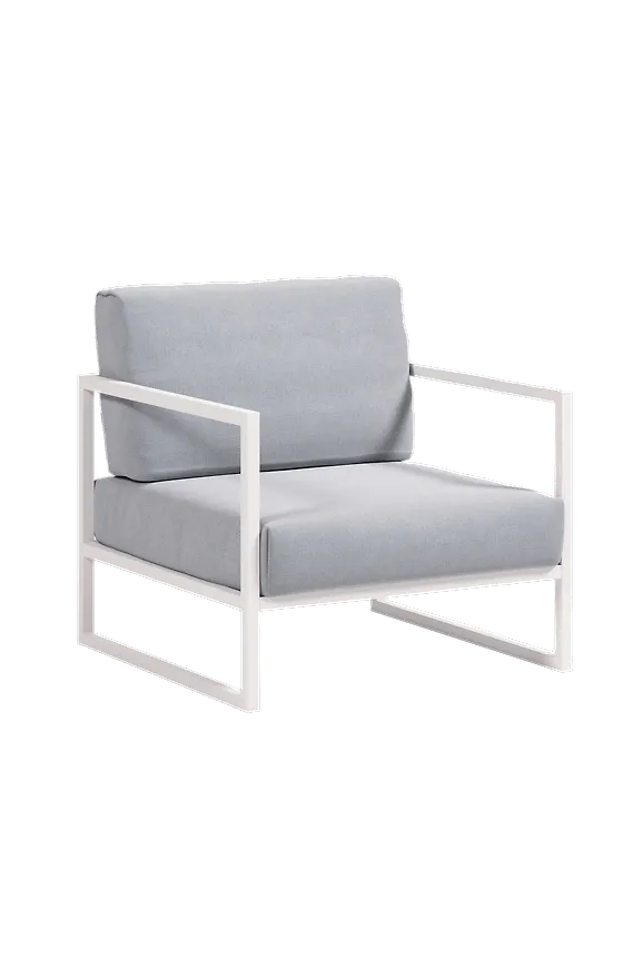 Fantastiskt fin blå fåtölj 2025 från Kave Home.