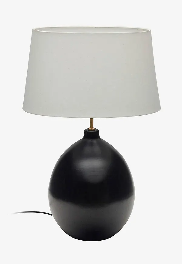 Riktigt snygg bordslampa i svart från Kave Home.