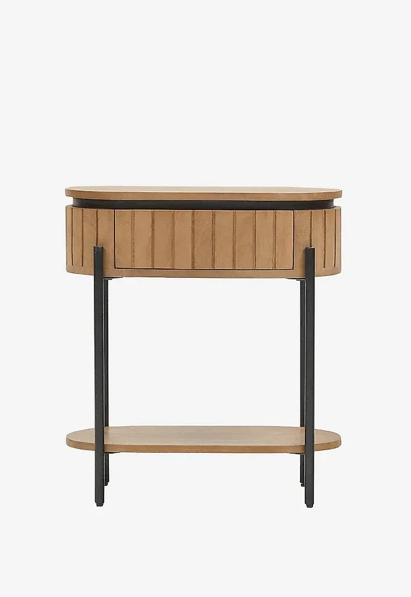 Elegant sängbord i brunt från Kave Home.