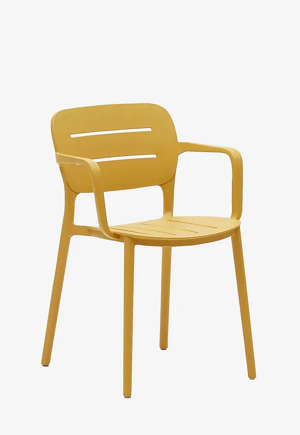Gul Kave Home-utomhusstol i superfin modell.